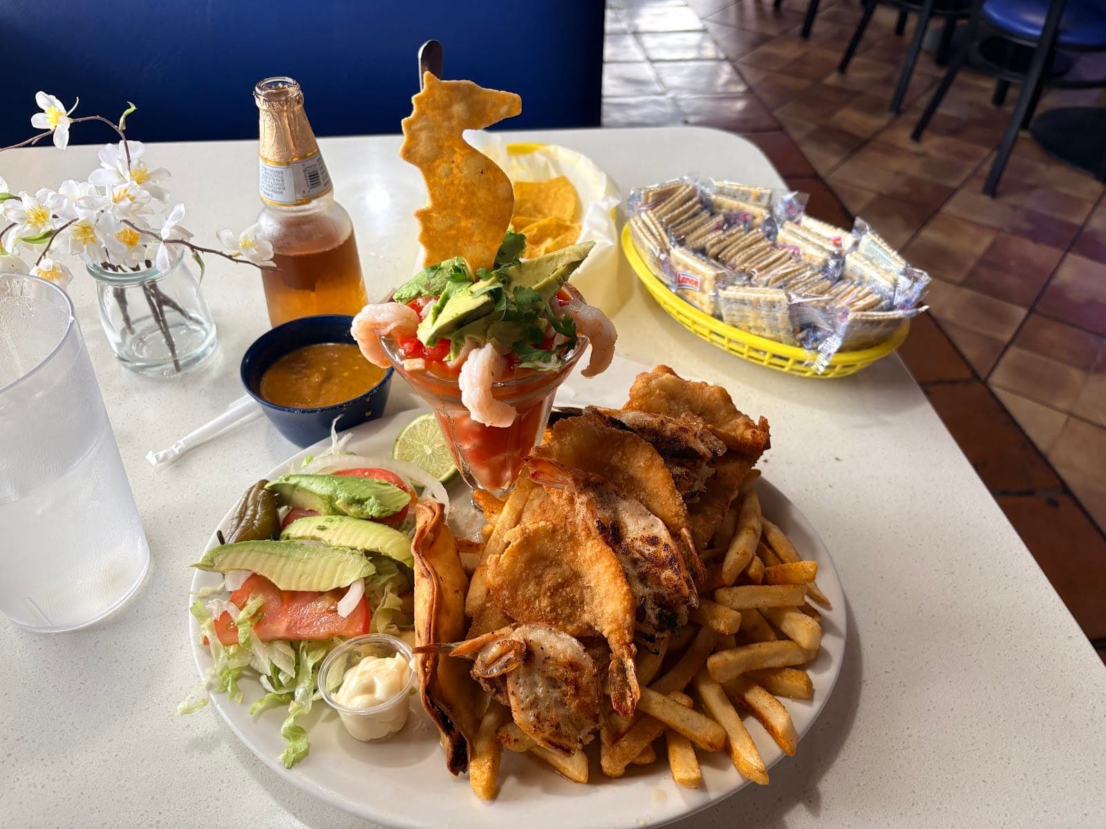 LA REYNA SEAFOOD BAR
