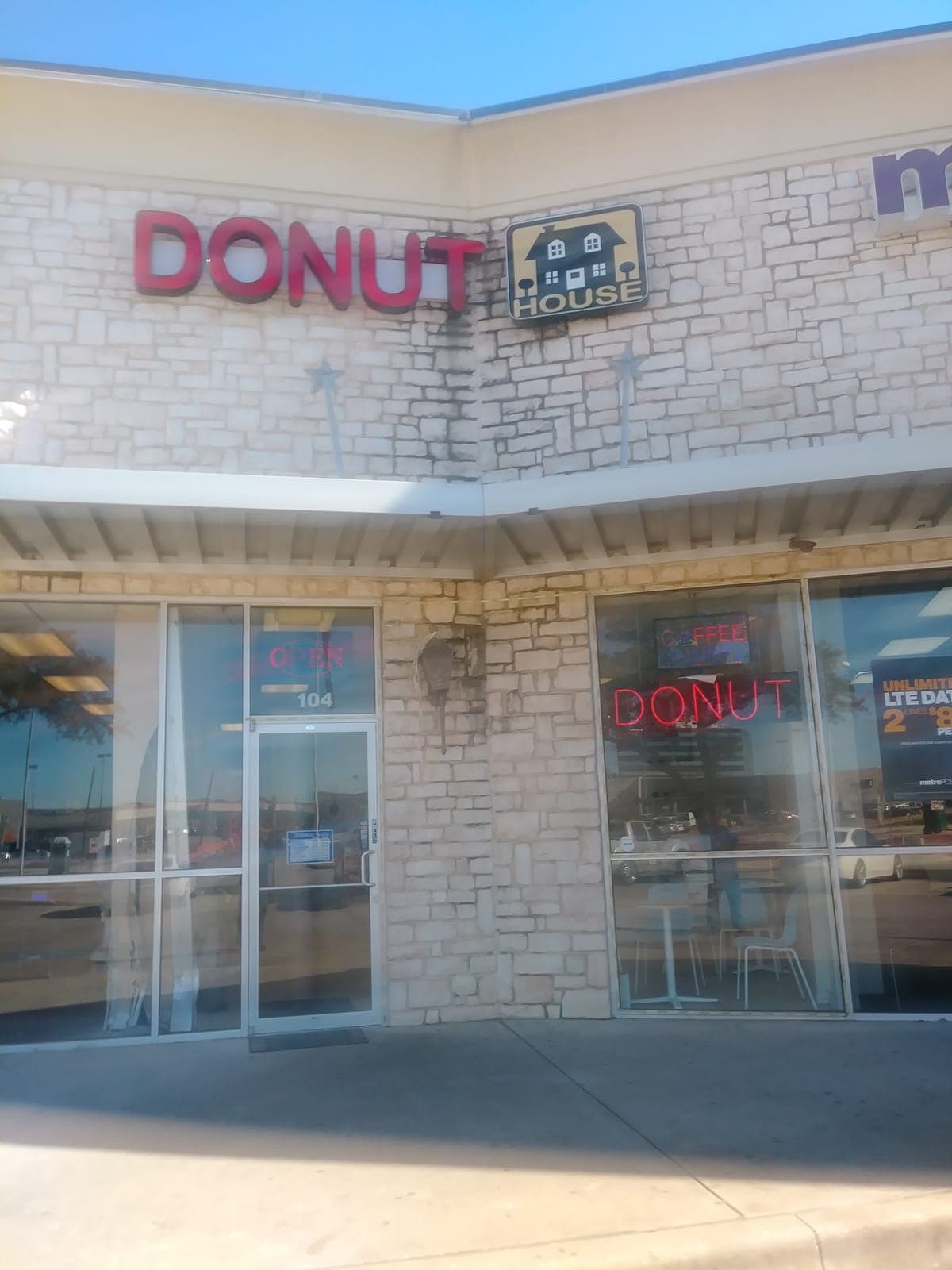 Donut House