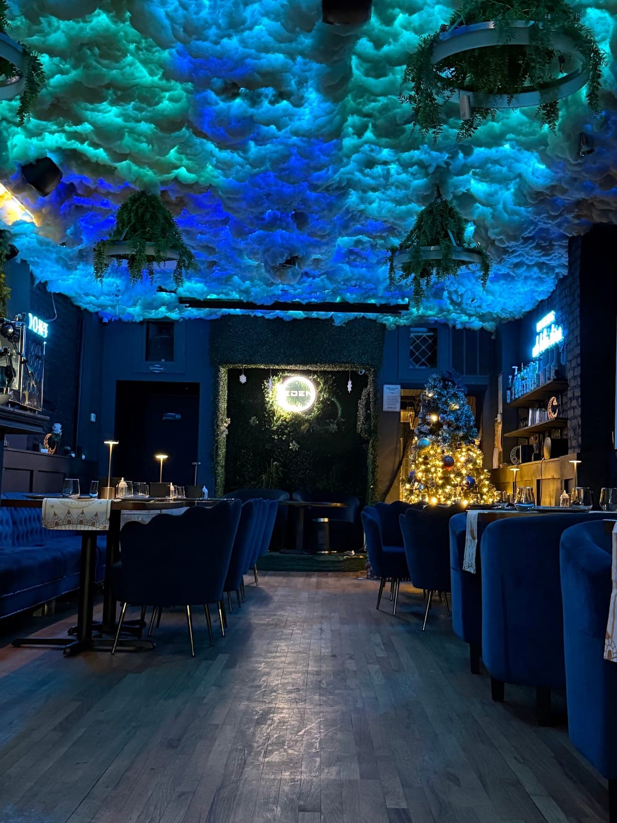 Eden Restaurant & Lounge
