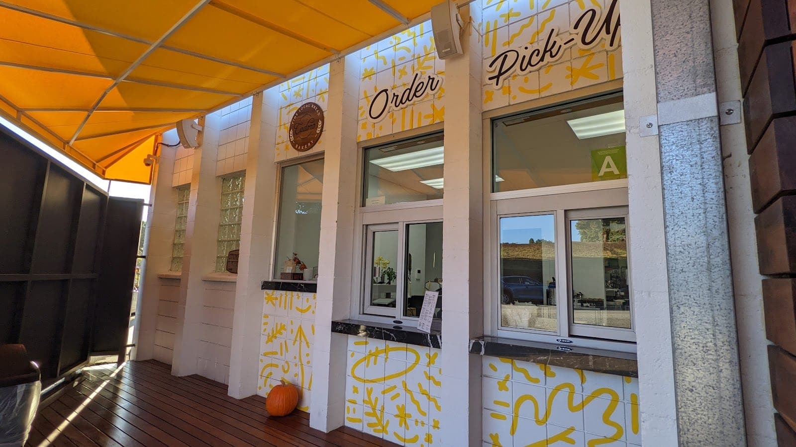 Cadoro Bakery