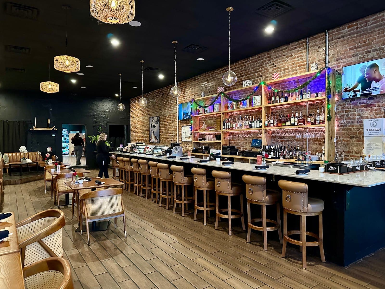 Minami sushi bar