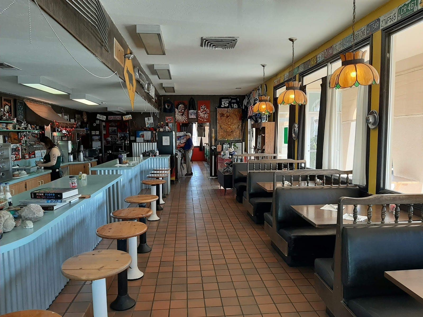 The Pit Stop 292 Cafe