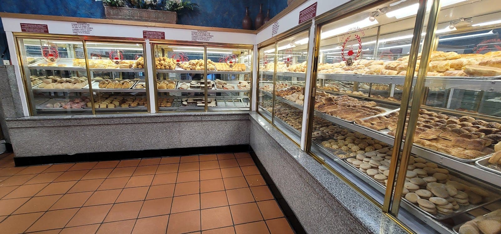 La Favorita Bakery