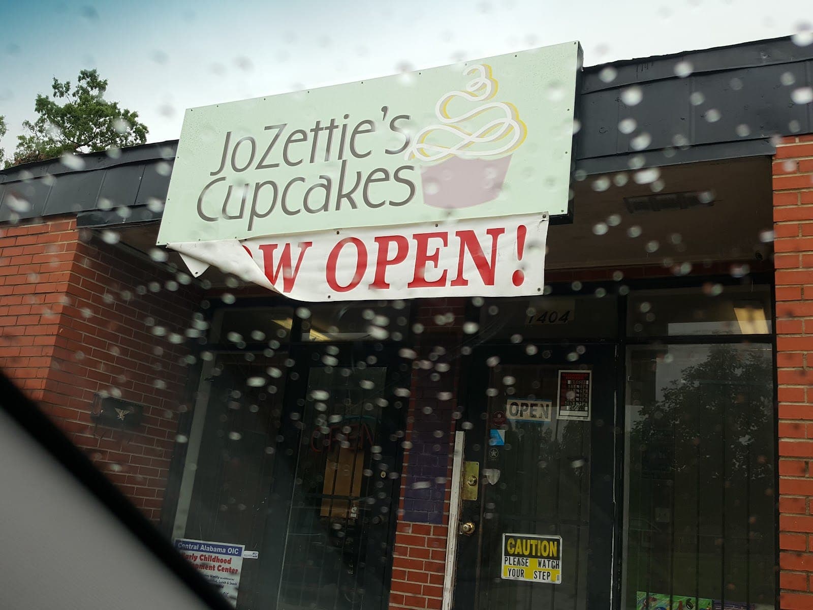 JoZettie's Cupcakes