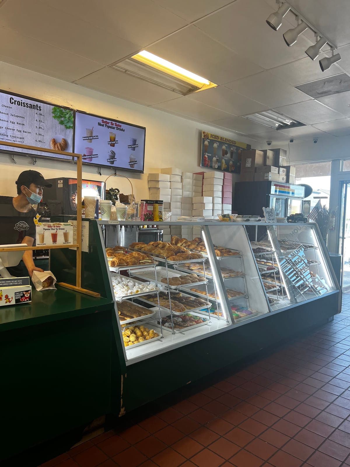 Pam's Donuts & Ice Cream (MV)