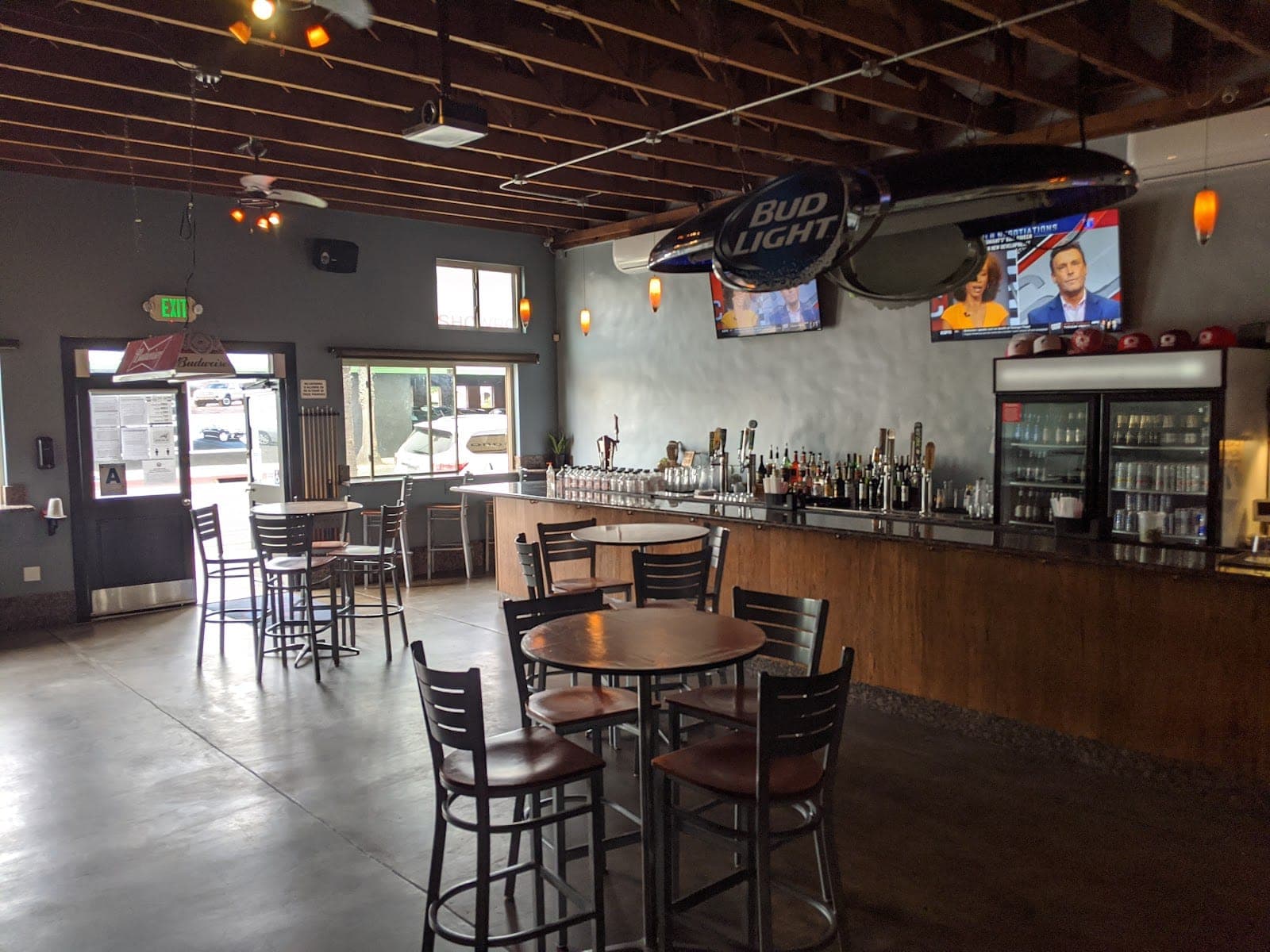 O'Side Sports Bar & Grill