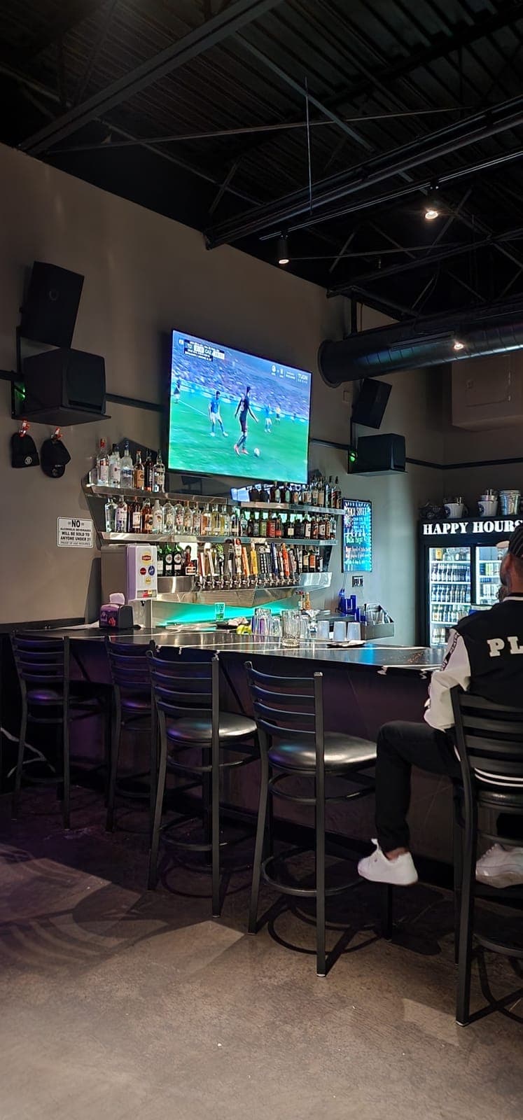 Happy Hours Bar & Grill