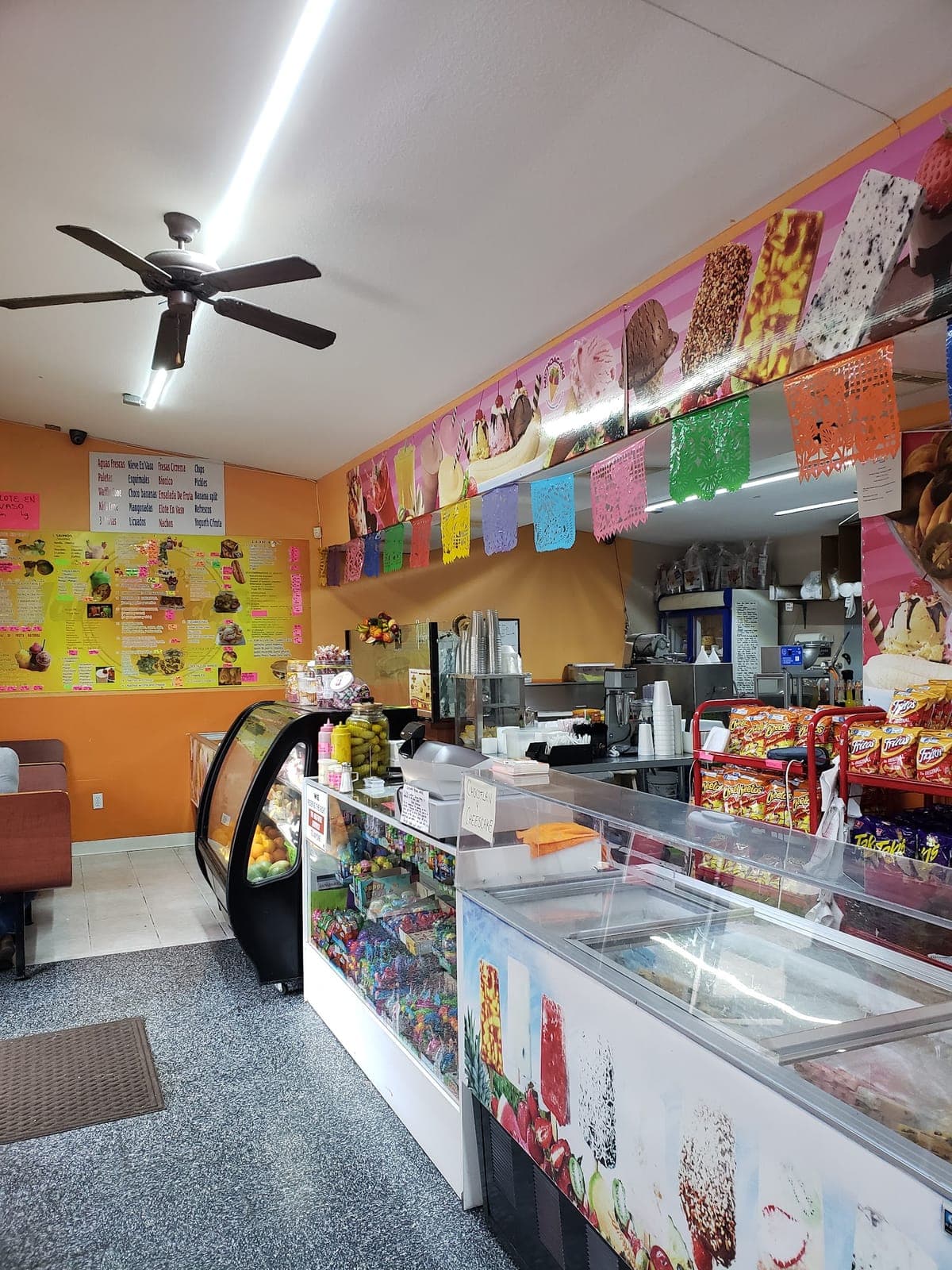 Refresqueria Y Paleteria