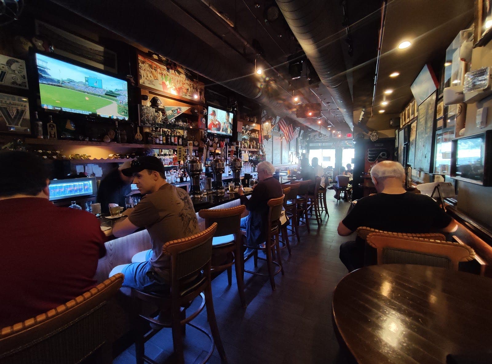 1518 Bar & Grill