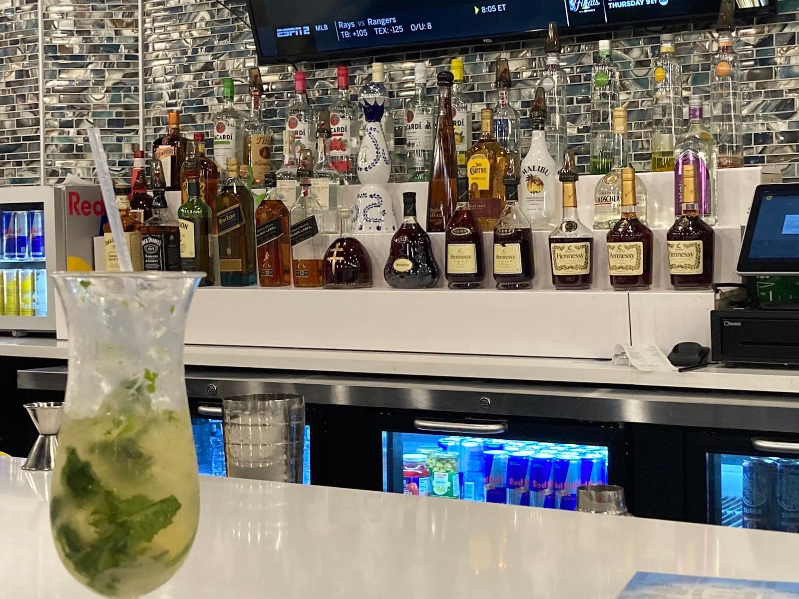 One Bar And Lounge
