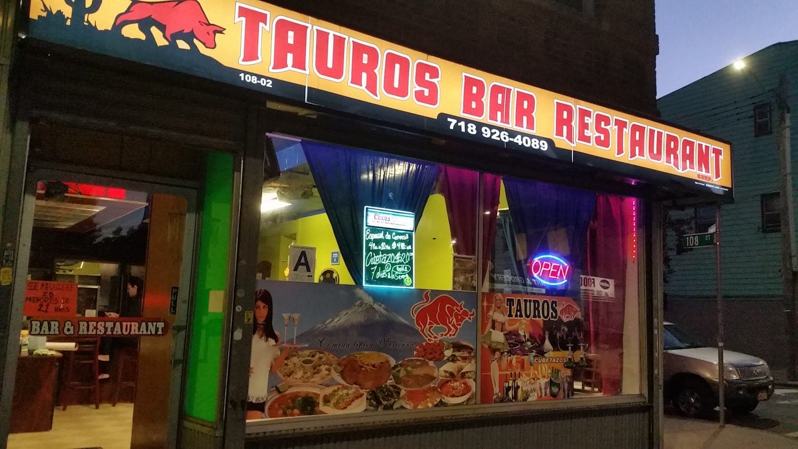 Tauros Bar Restaurant