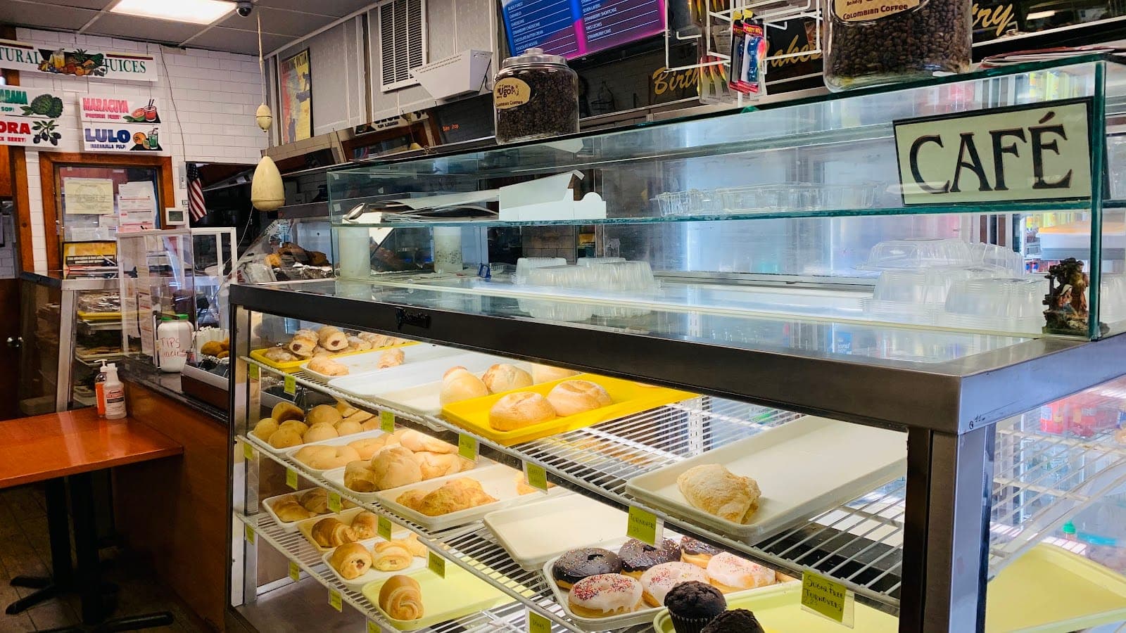 Pan Ugo Bakery