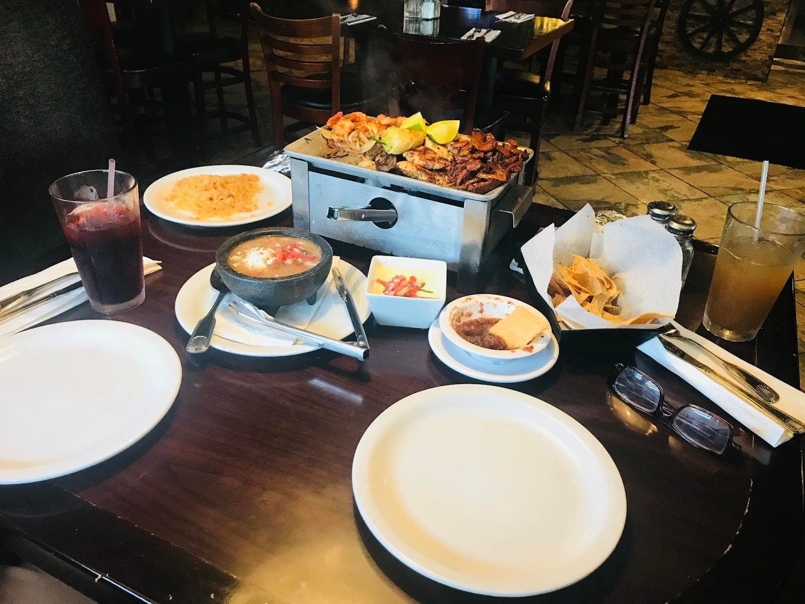 PV'S Fresh Grill and Tequila - San Bernardino, CA