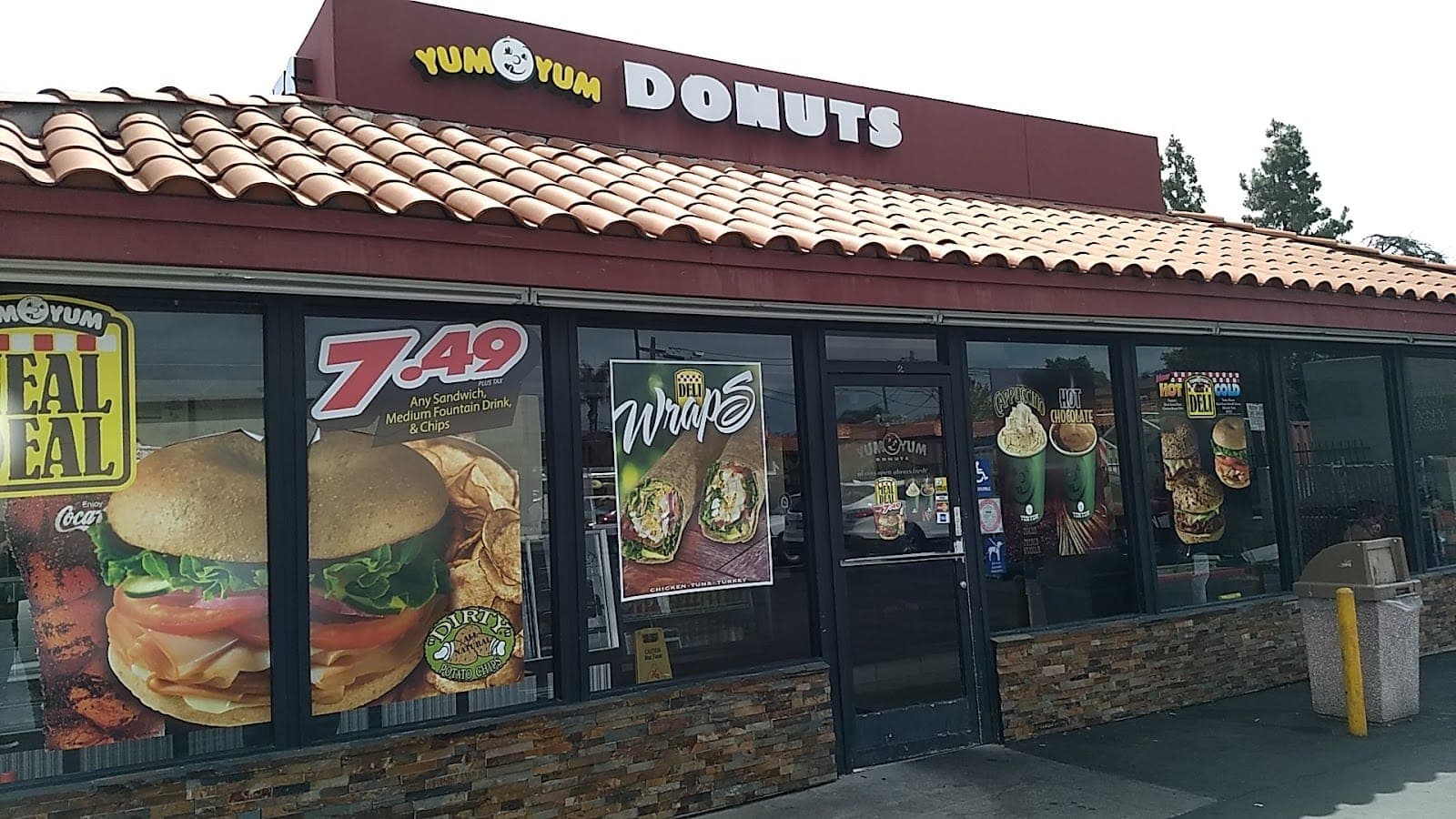 Yum Yum Donuts