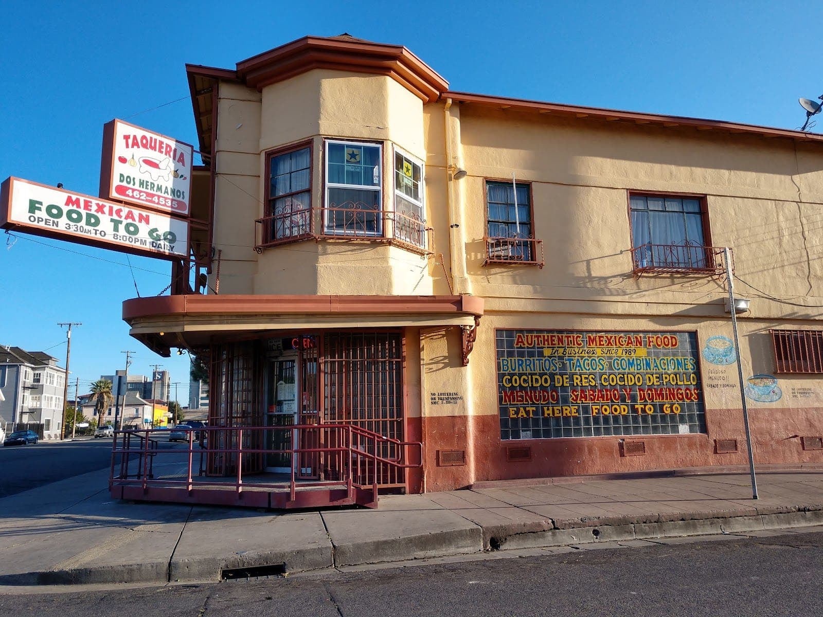 Taquería Dos Hermanos