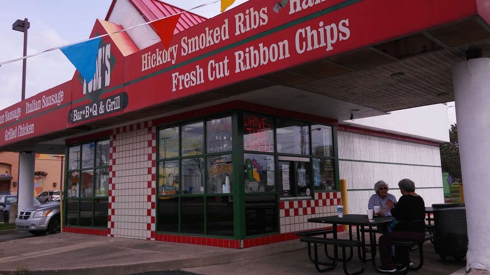 Tom's B.B.Q & Grill