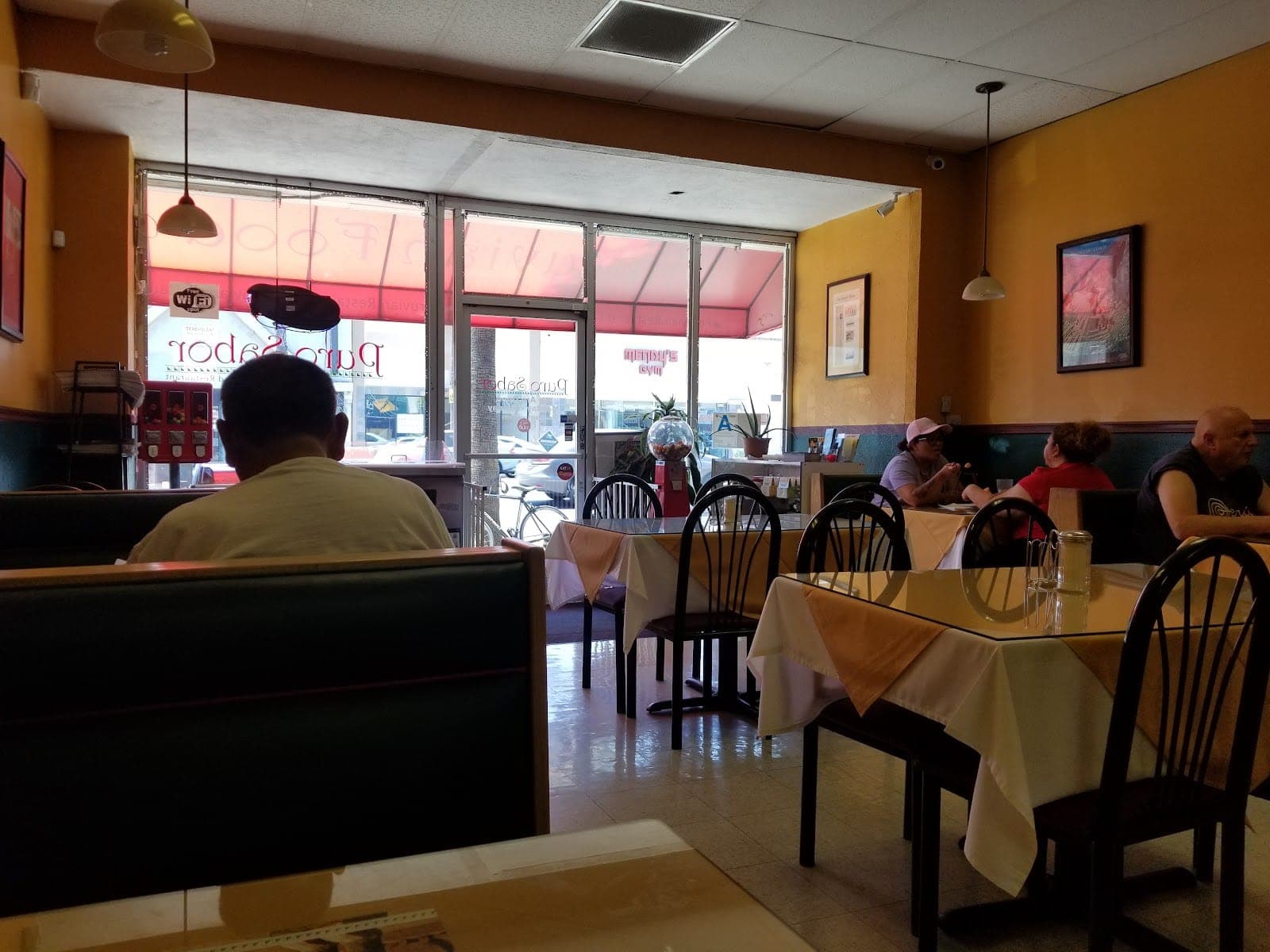 Puro Sabor Peruvian Restaurant