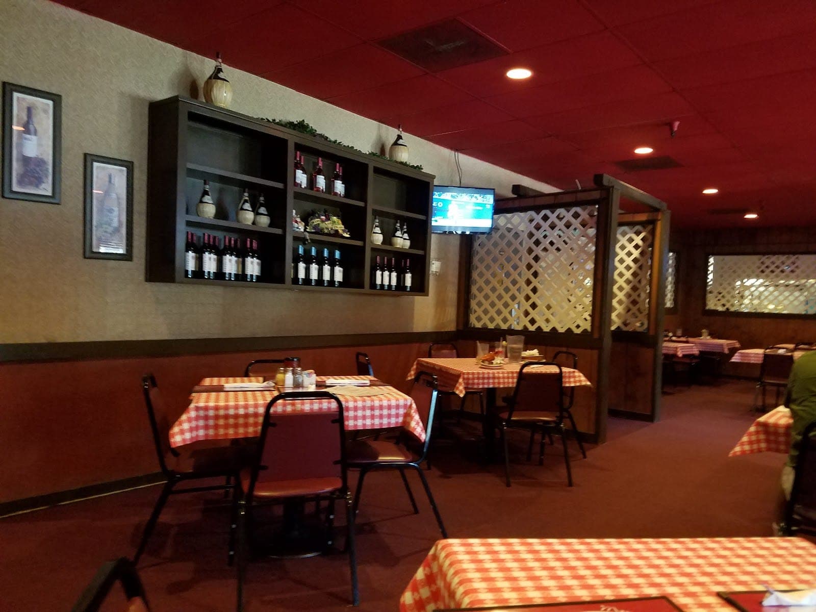 Mama 'n Papa's Pizza Grotto