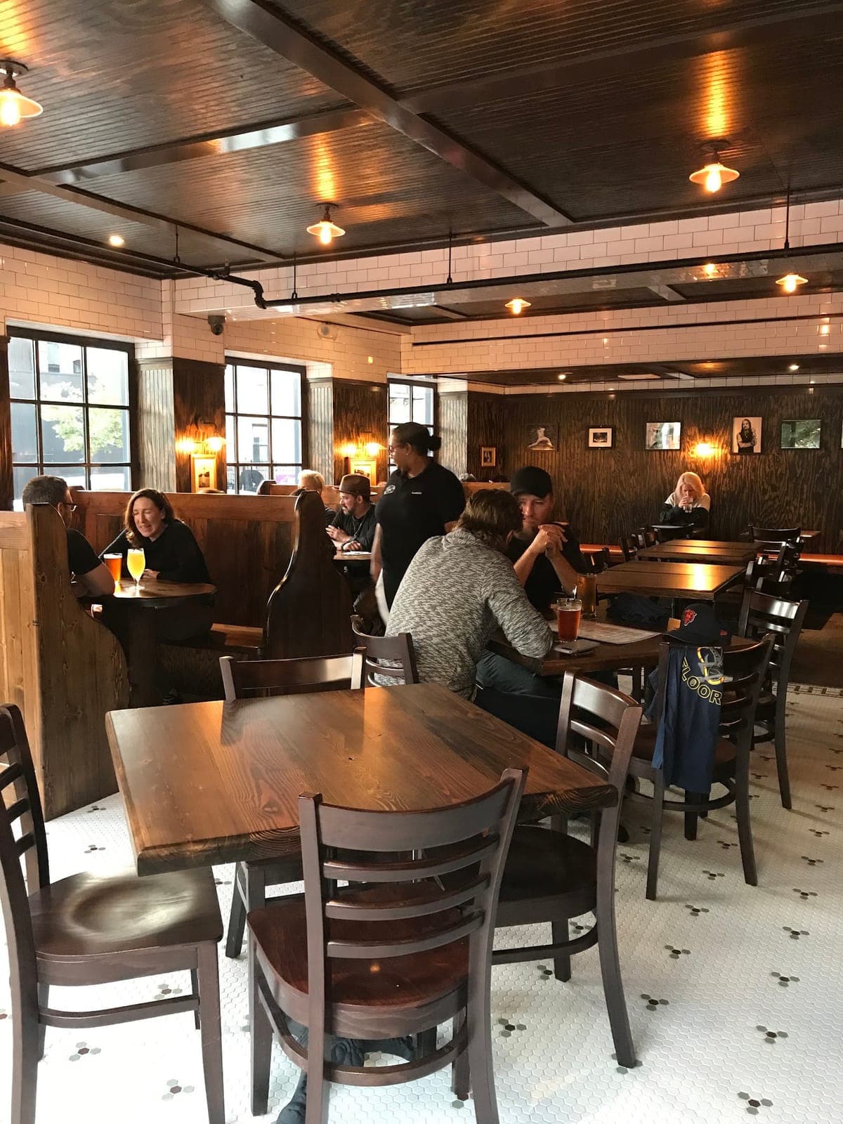 Hilltop Park Alehouse