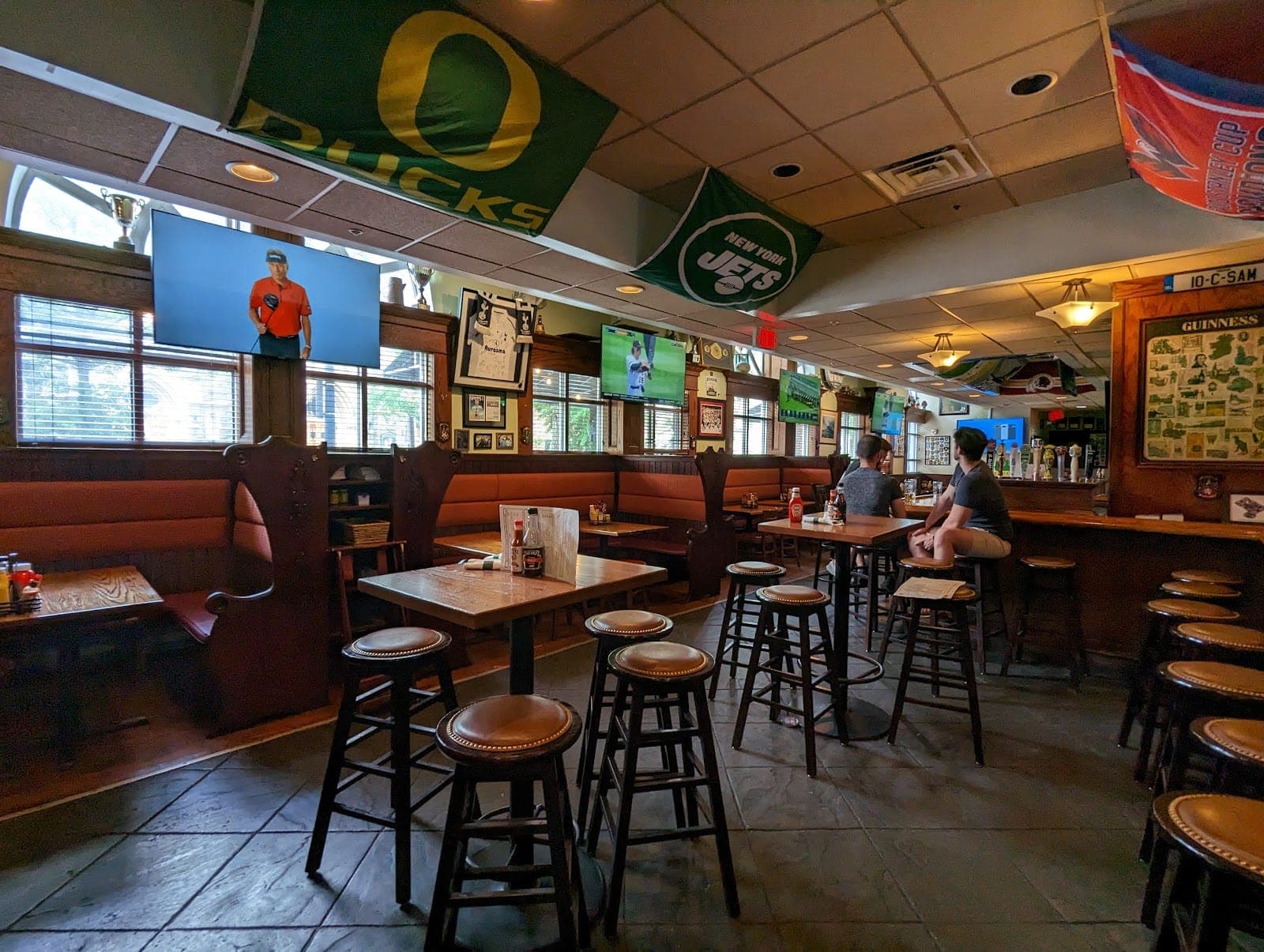 Irish Channel Restaurant & Pub