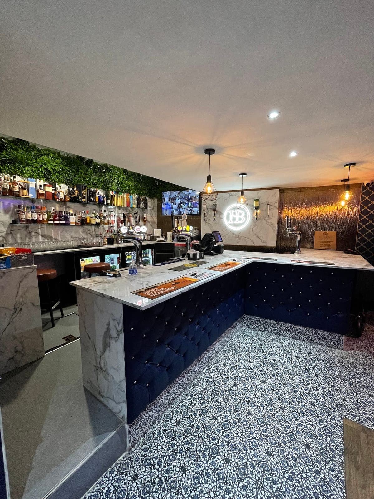 The Hockley Brook Bar & Restaurant