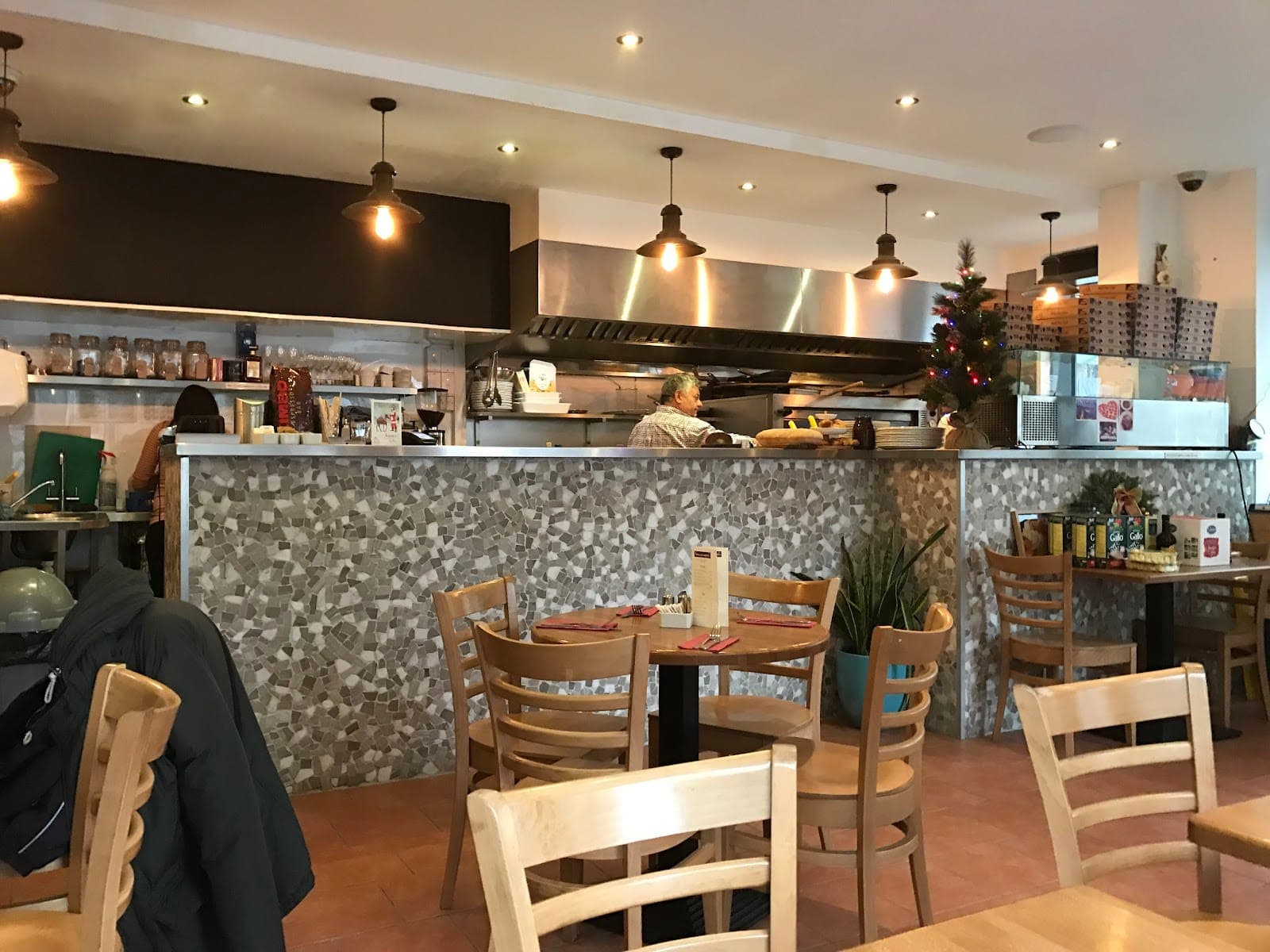SPACCANAPOLI ITALIAN RESTAURANT