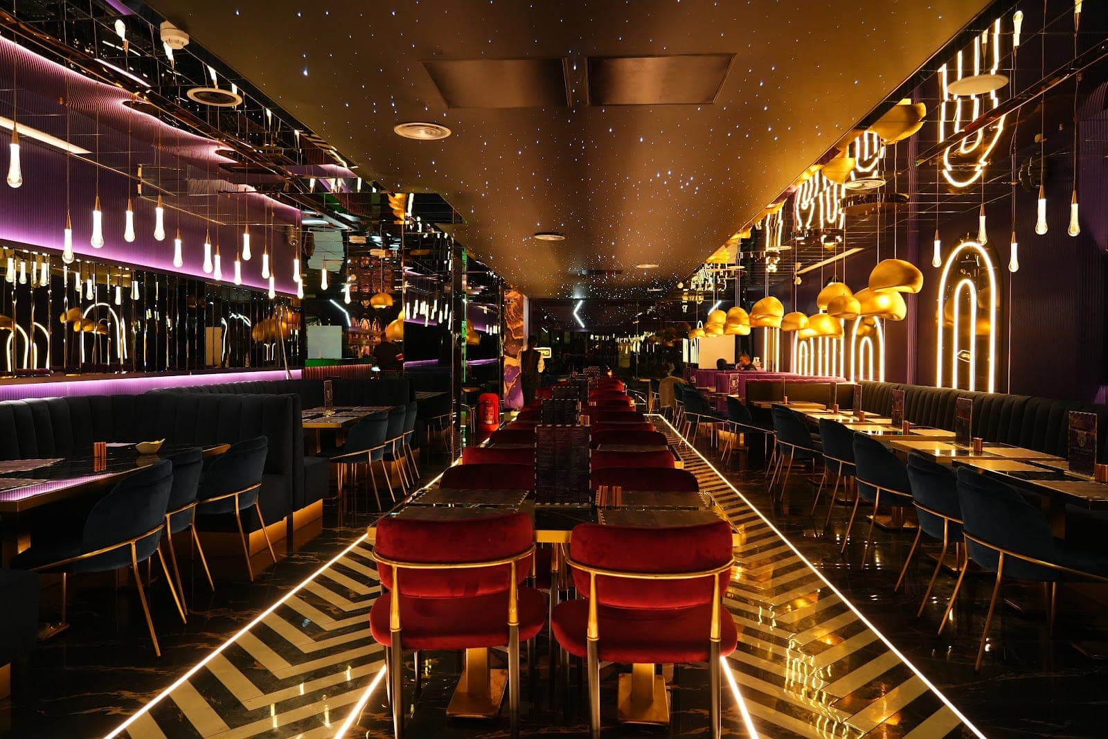 AMIRI RESTAURANT & LOUNGE