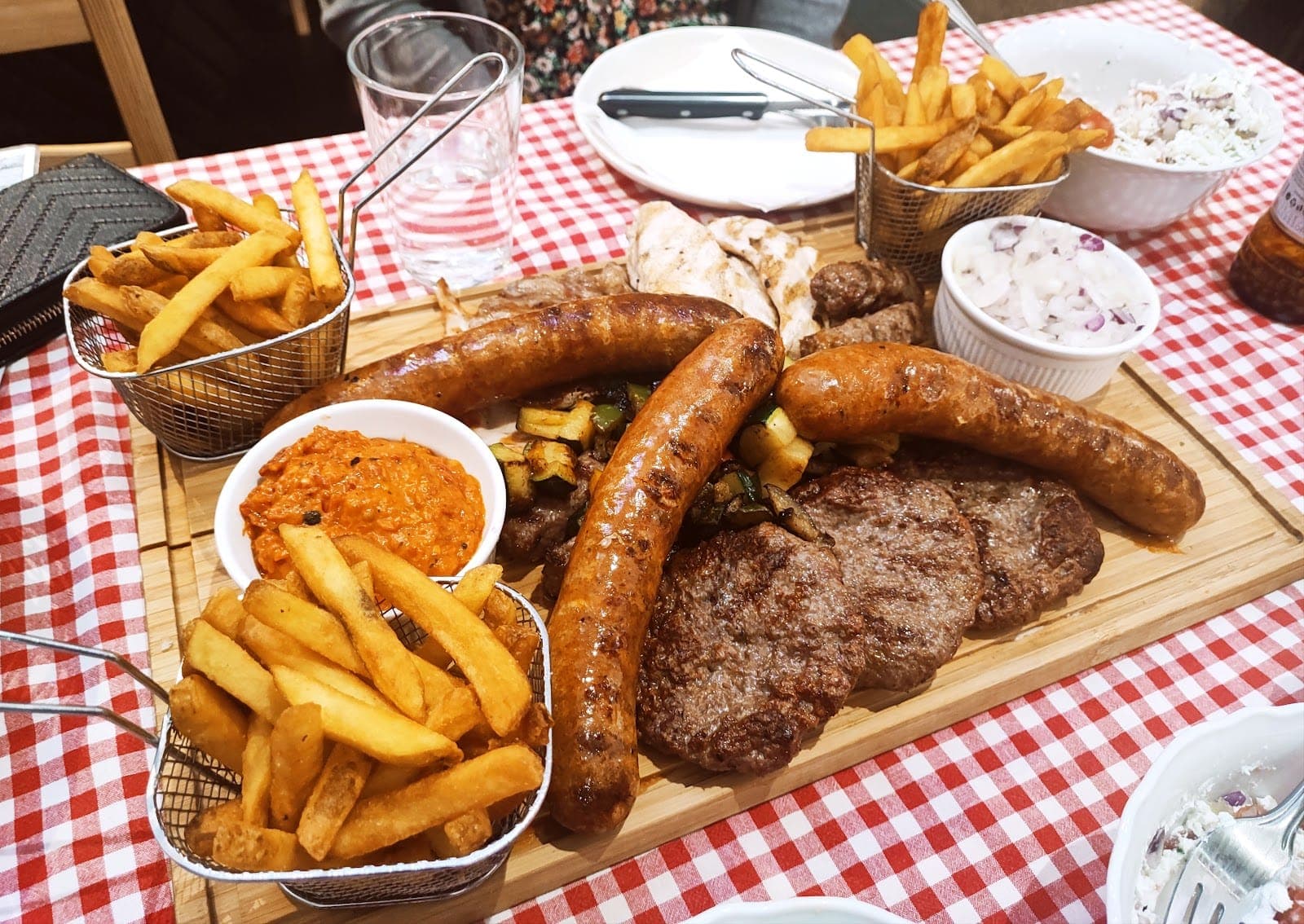 CAFE&RESTAURANT KOD PIRKETA