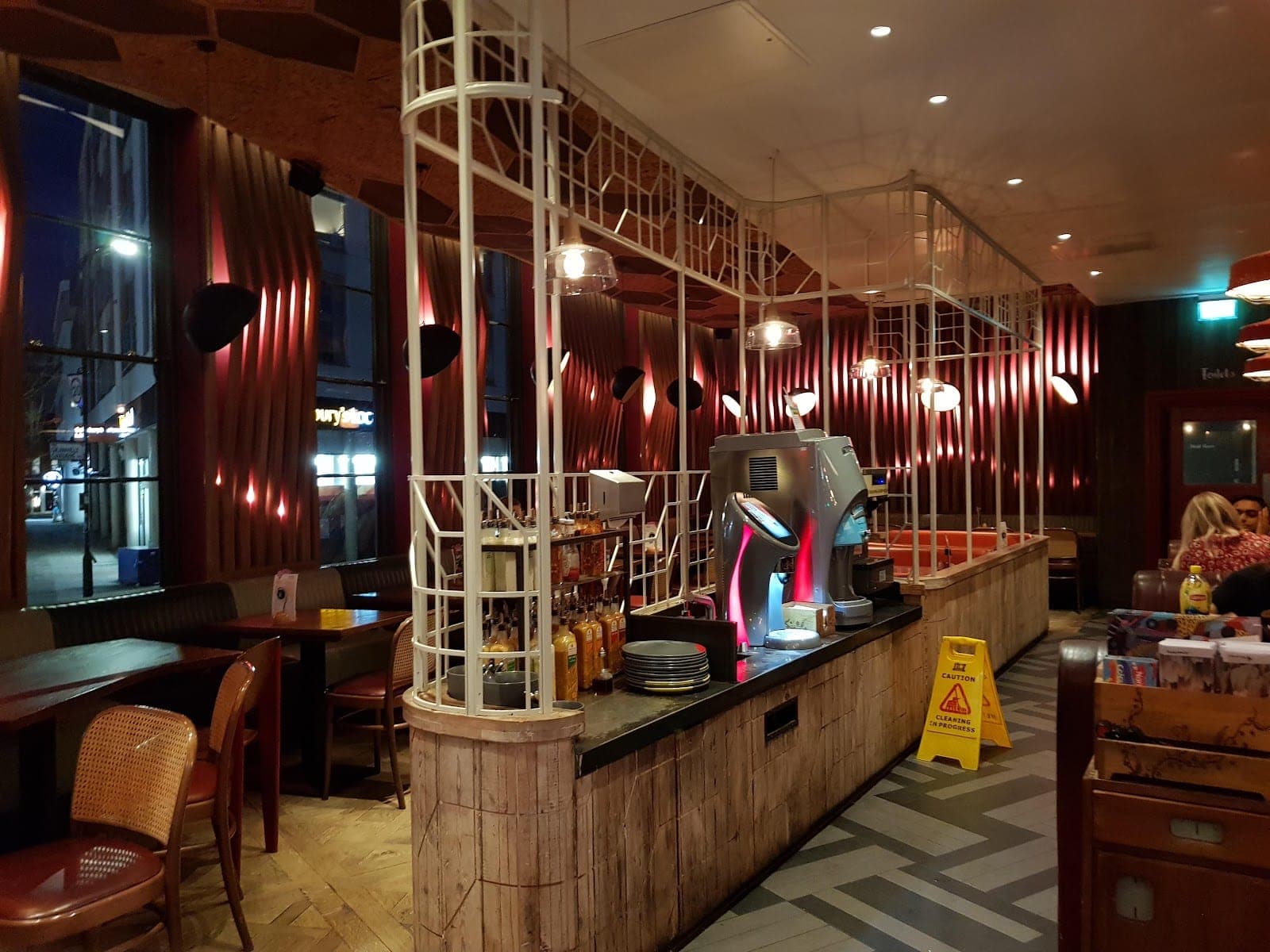 Nando's Ealing Common