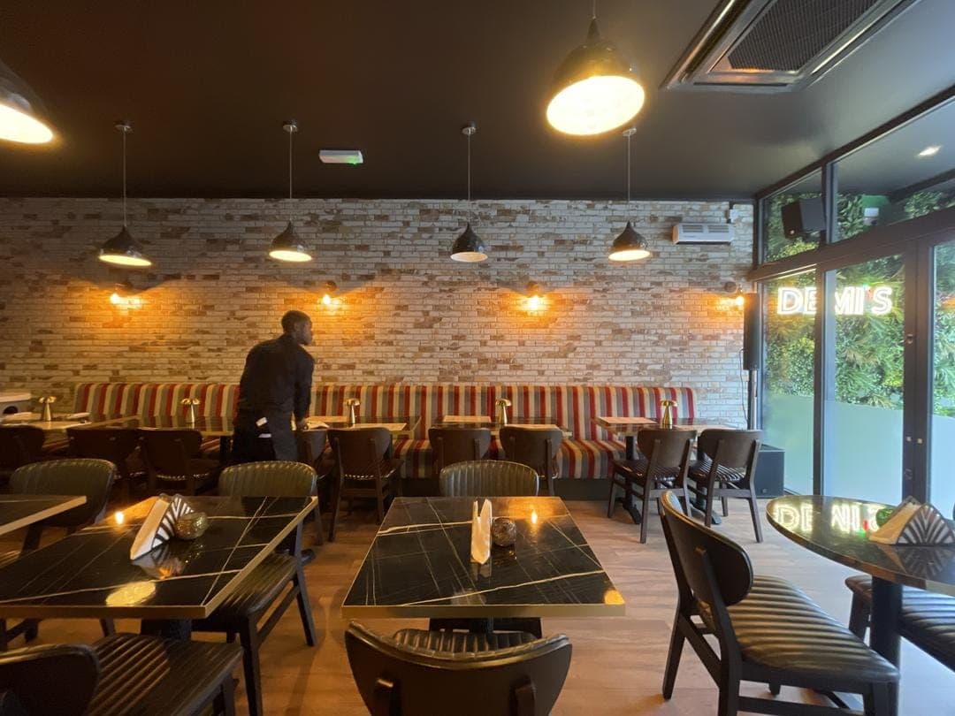 Demi’s Nigerian Restaurant & Bar
