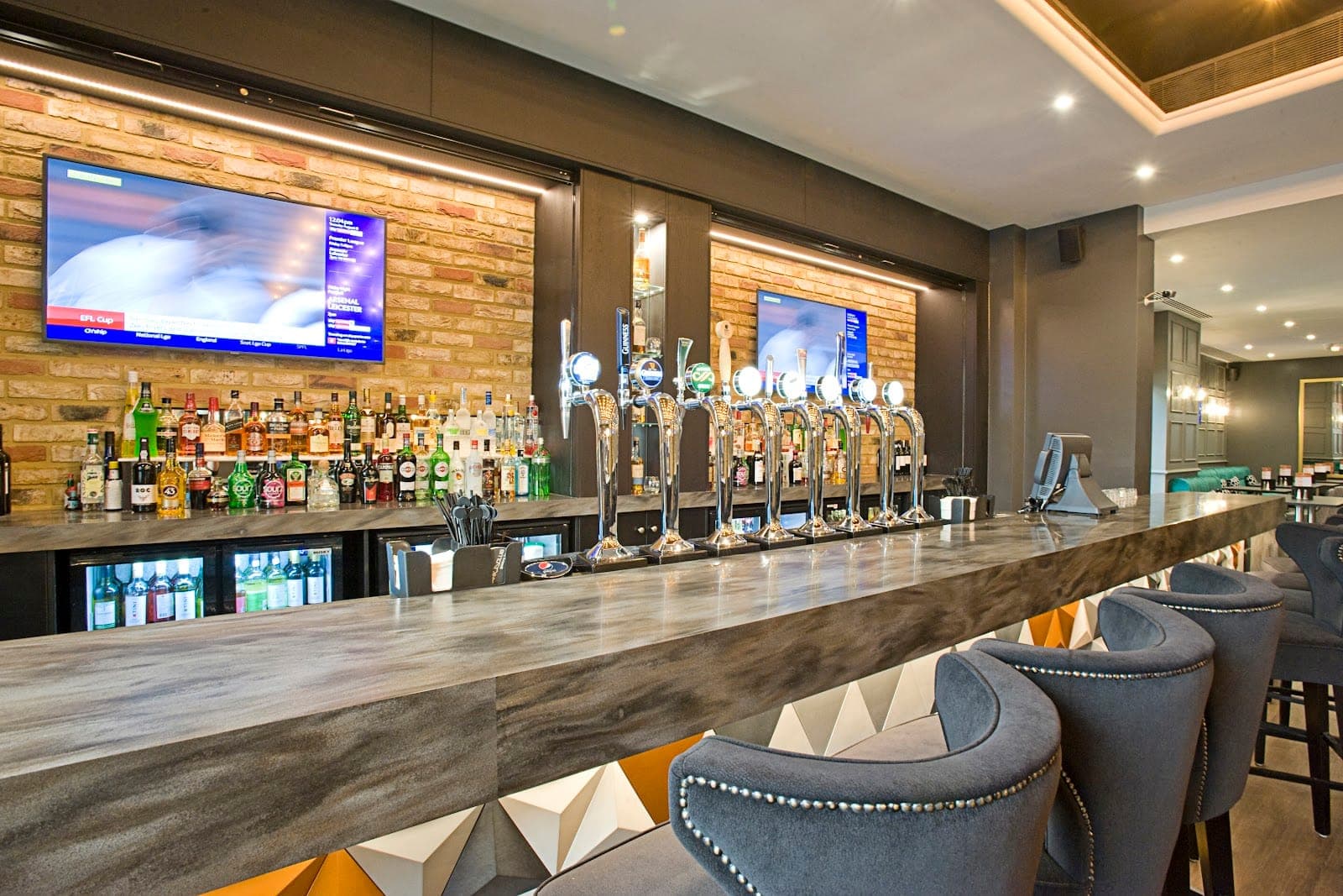 Shark Club Gastro Bar