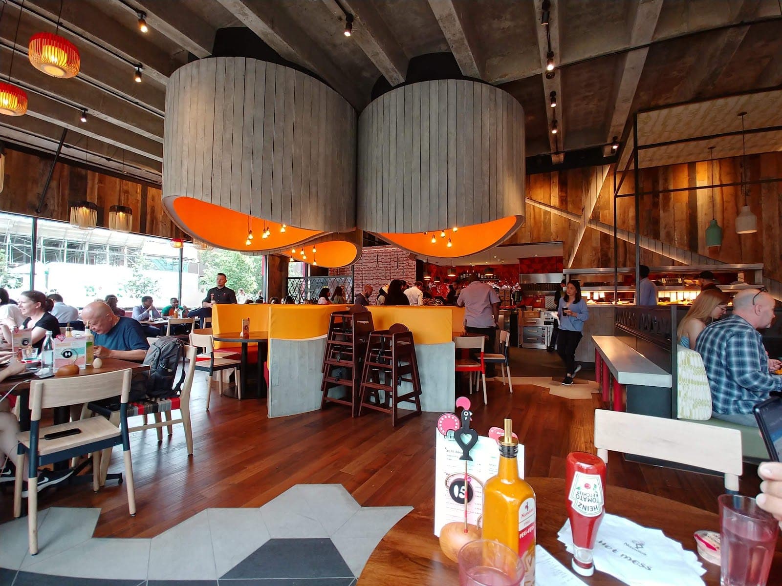 Nando's East Croydon