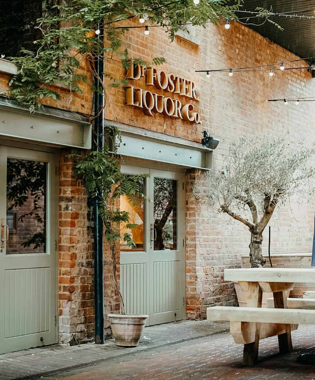 Dr Foster - Pub & Restaurant photo 2