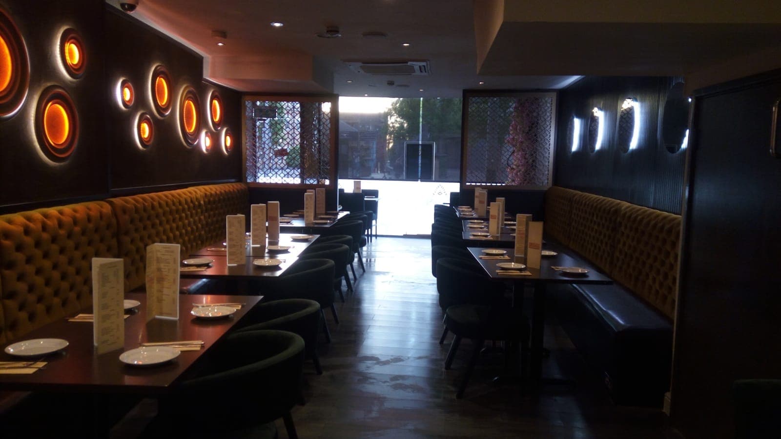 Aroma Indian Restaurant