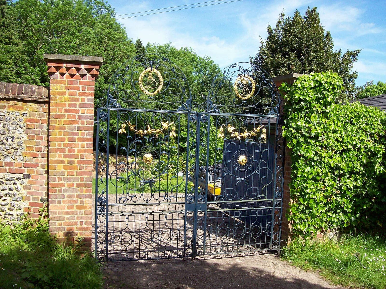 Hughenden Manor Cafe photo 5