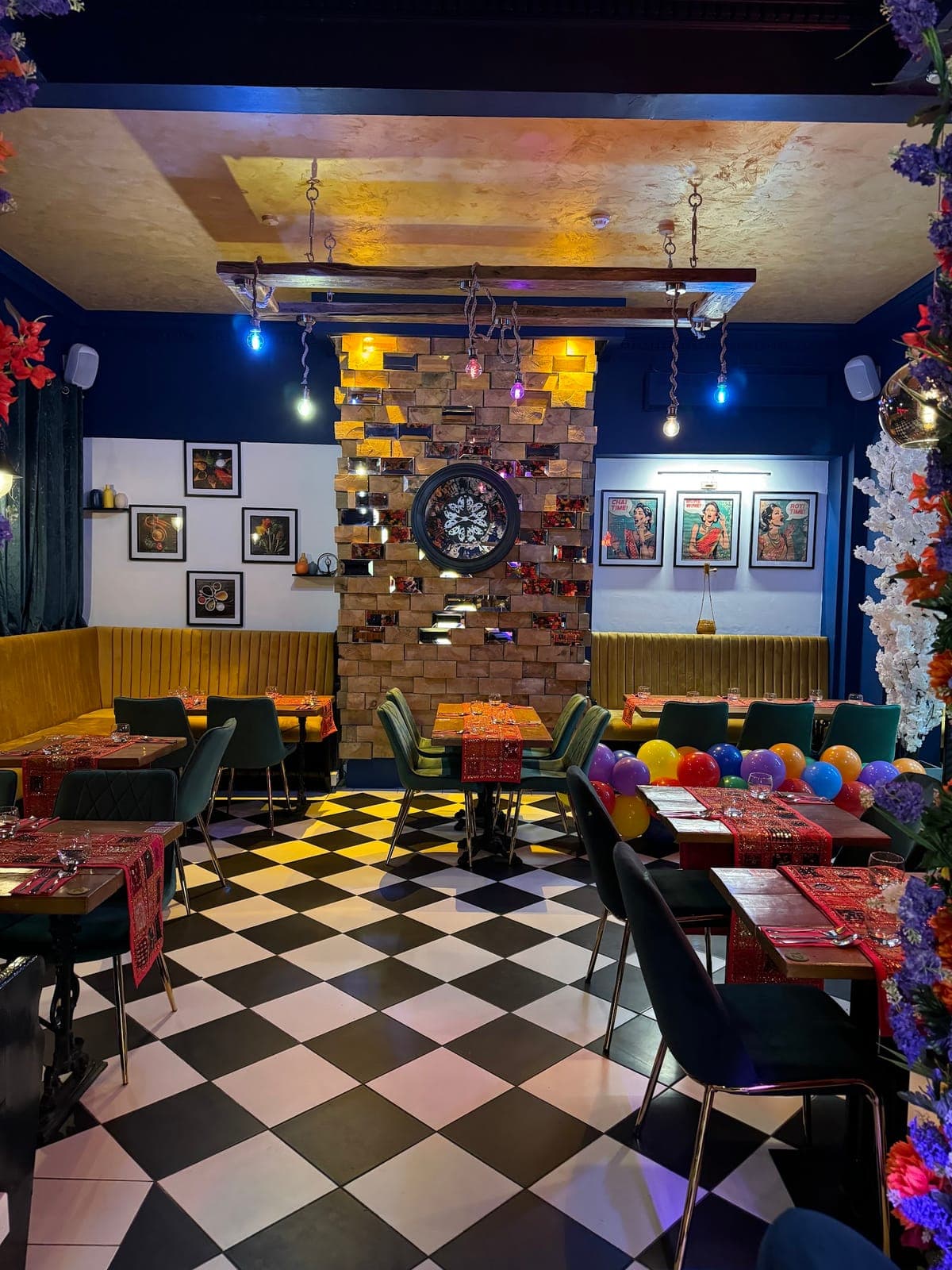 Rangoli Indian Restaurant & Bar