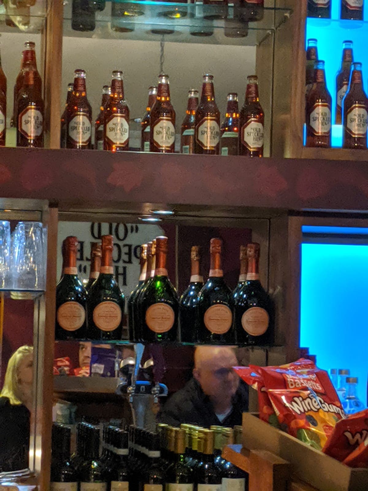 Old Speckled Hen Bar