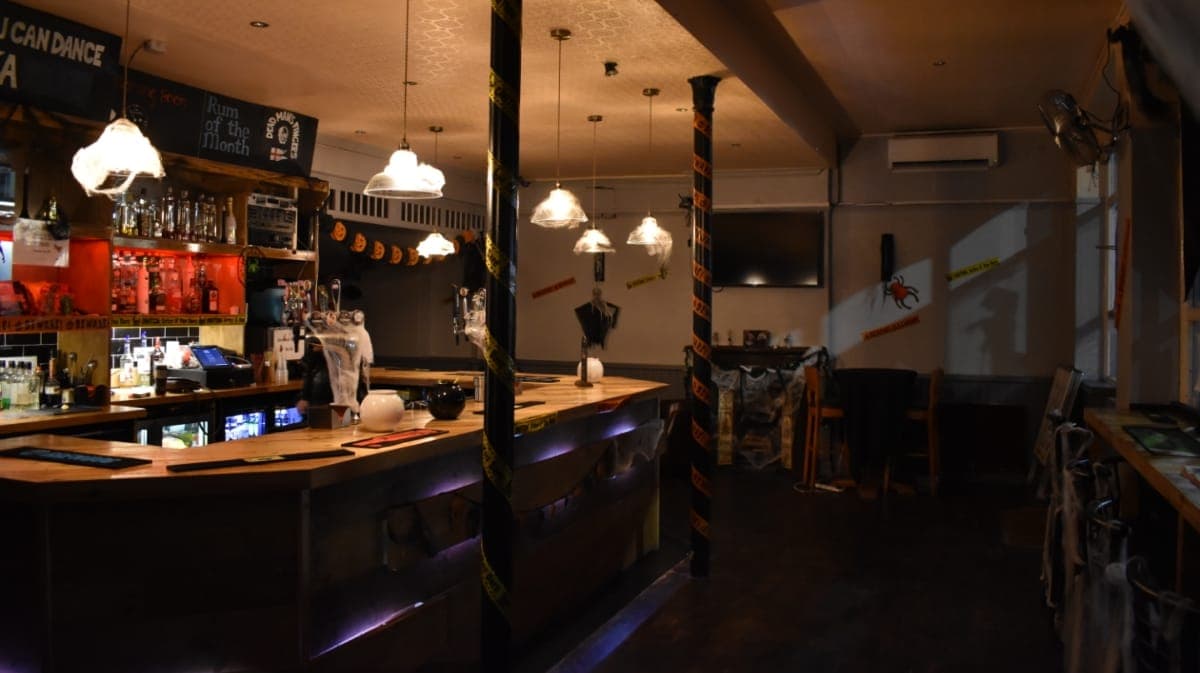 Elements Bar