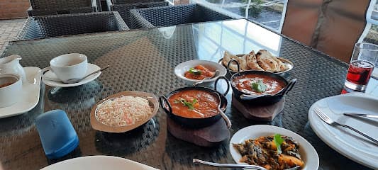 Waterlily Restaurant & Lounge