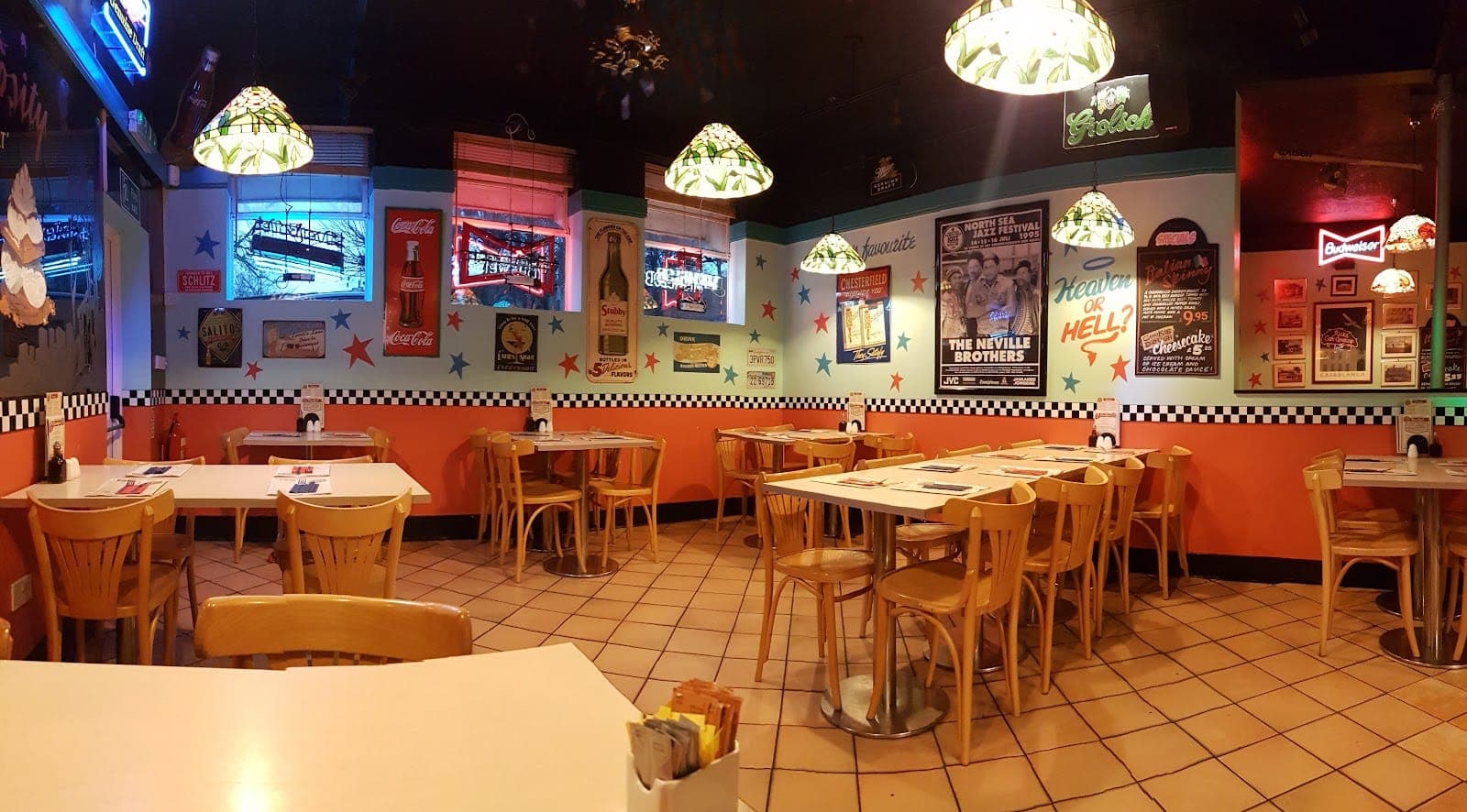 Zaks Waterside Grill & Bar