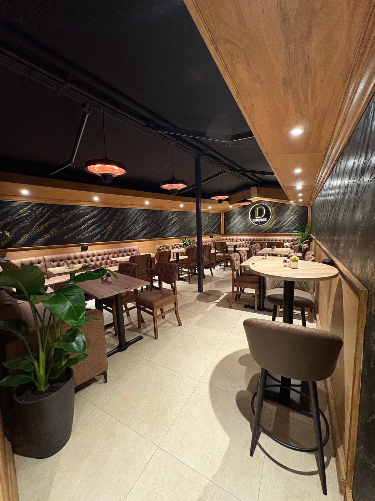 Dion’s Restaurant