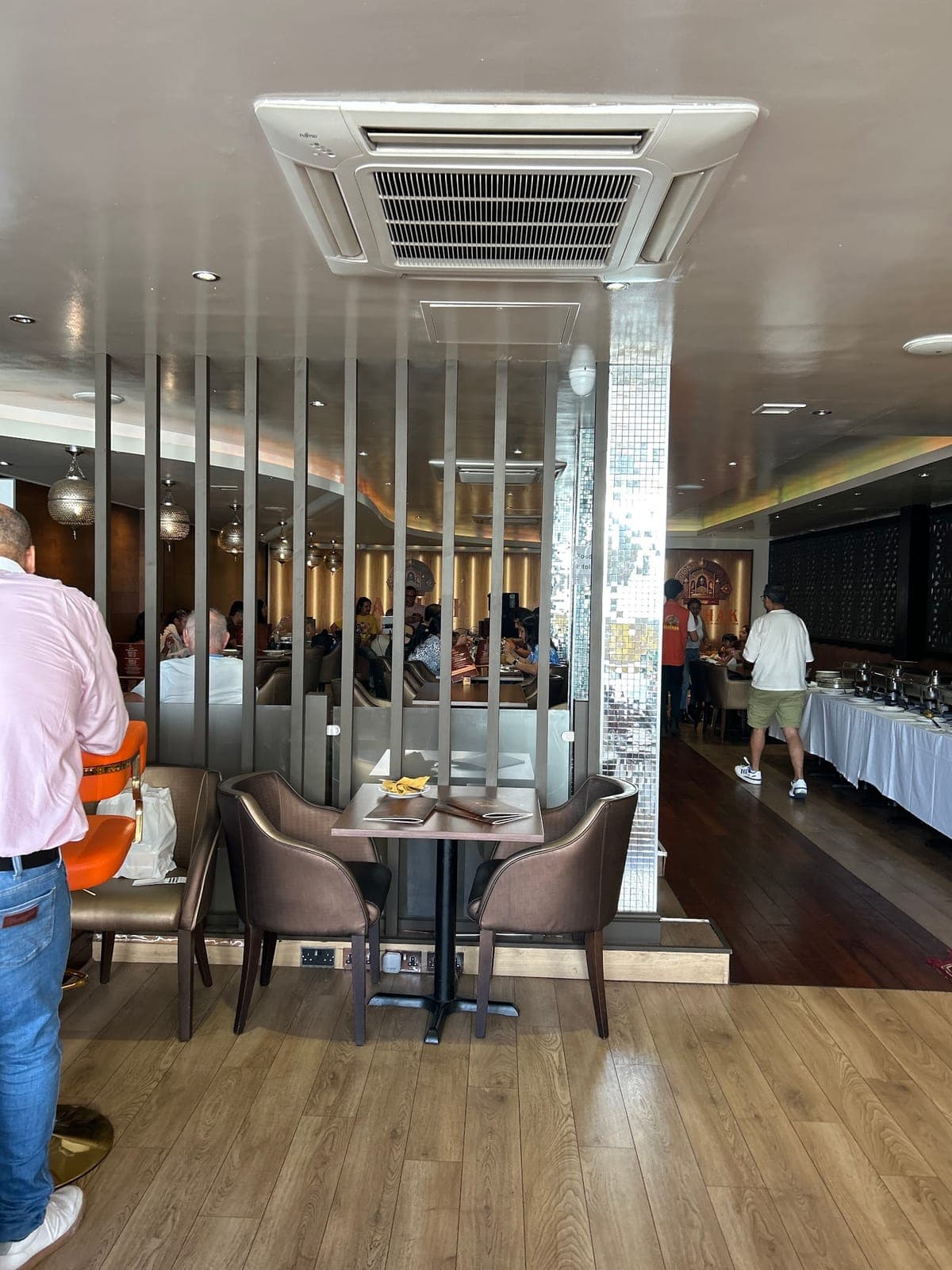 Baithak Luxurious Indian Dining & Cocktail Bar - Sutton