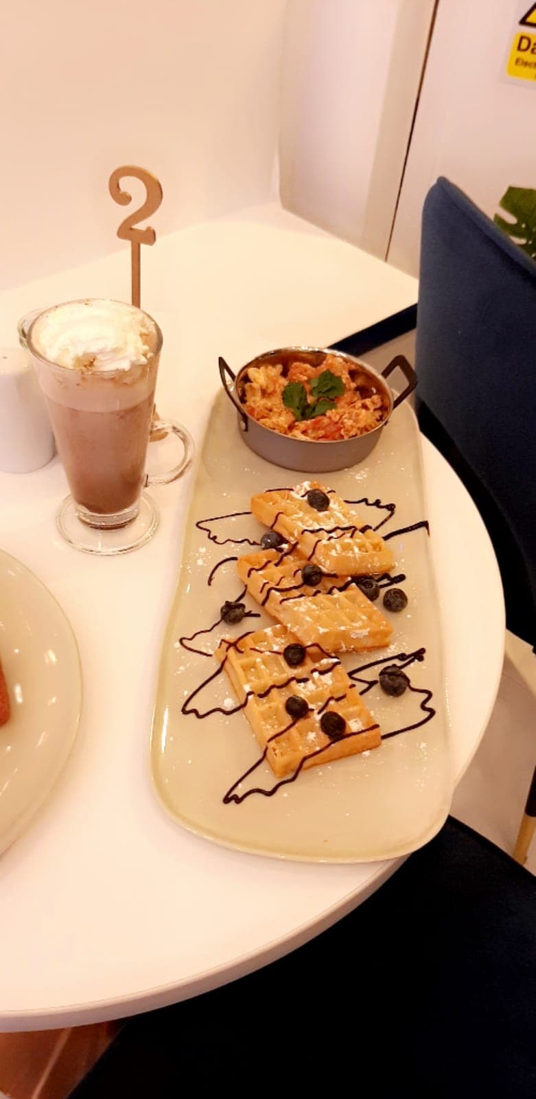 Lily White Sandwich Bar & Shisha Lounge