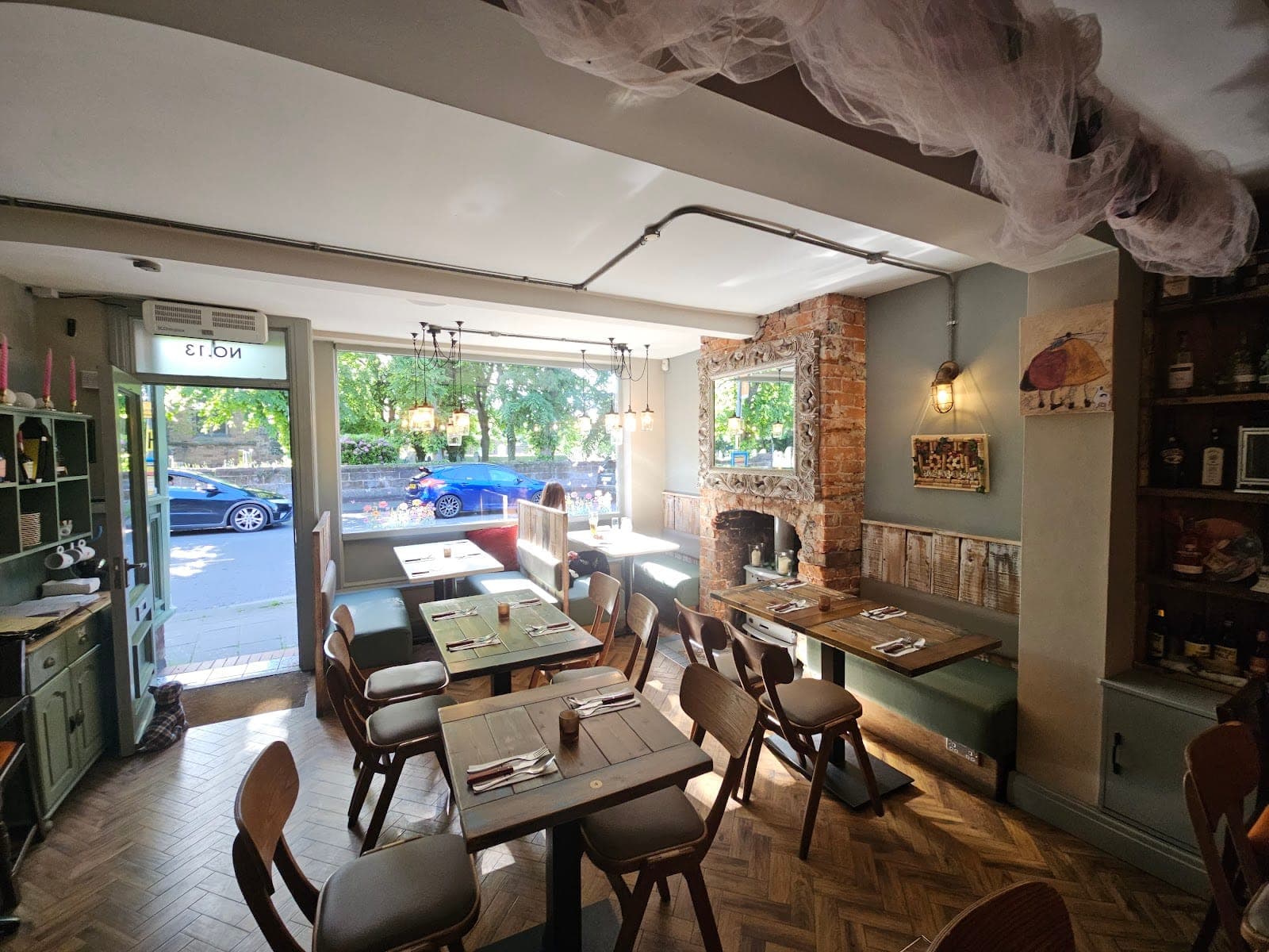 Lokal Gastro Bar