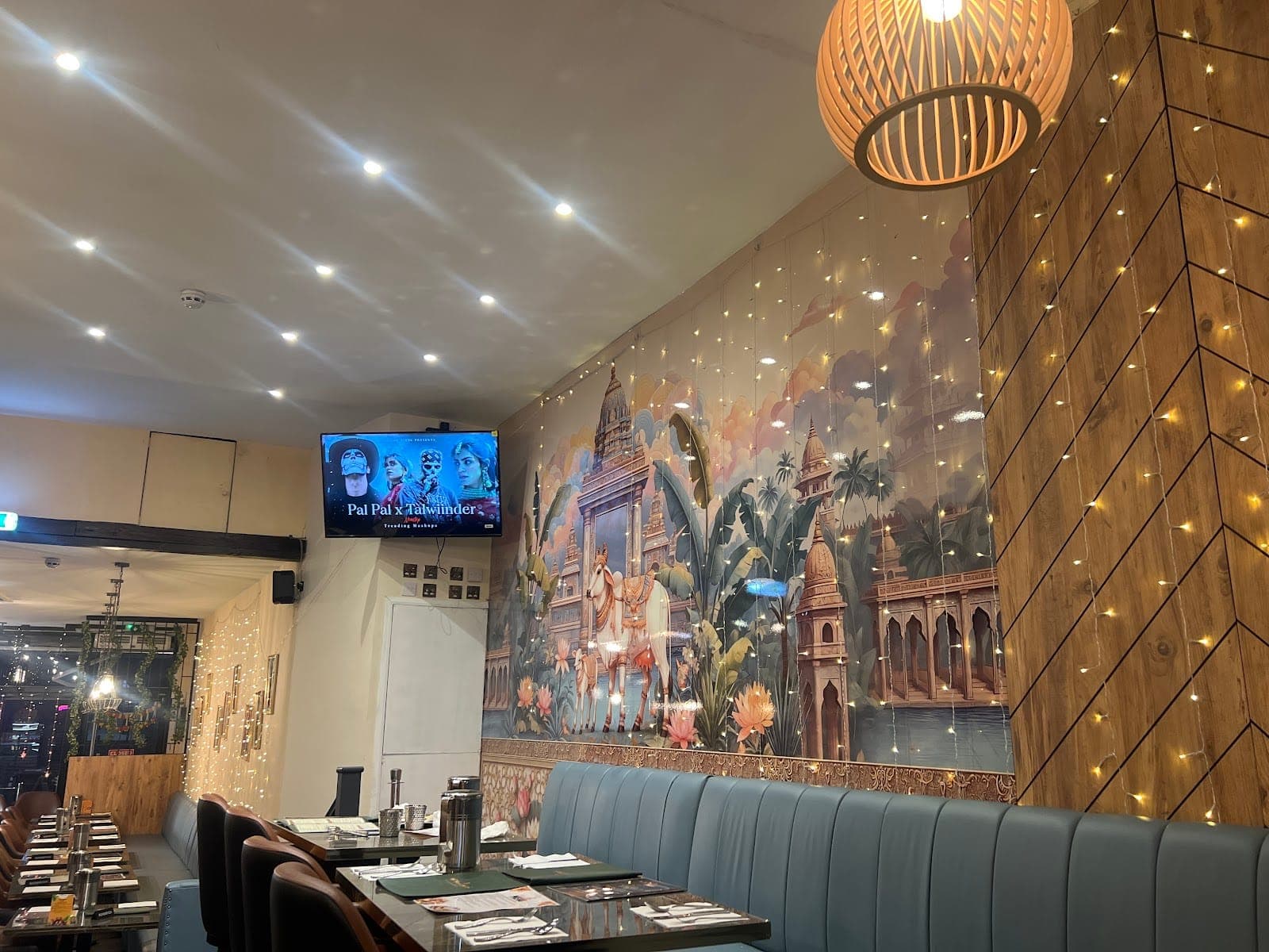 100% Pure Veg Chennai Srilalitha Restaurant - Watford