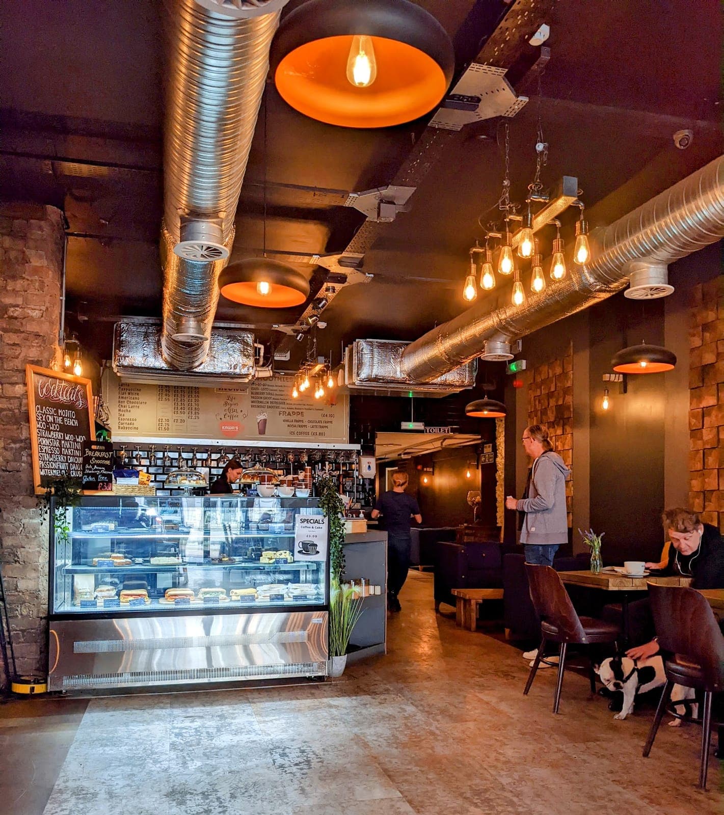 Kawa's Coffee and Wine Bar