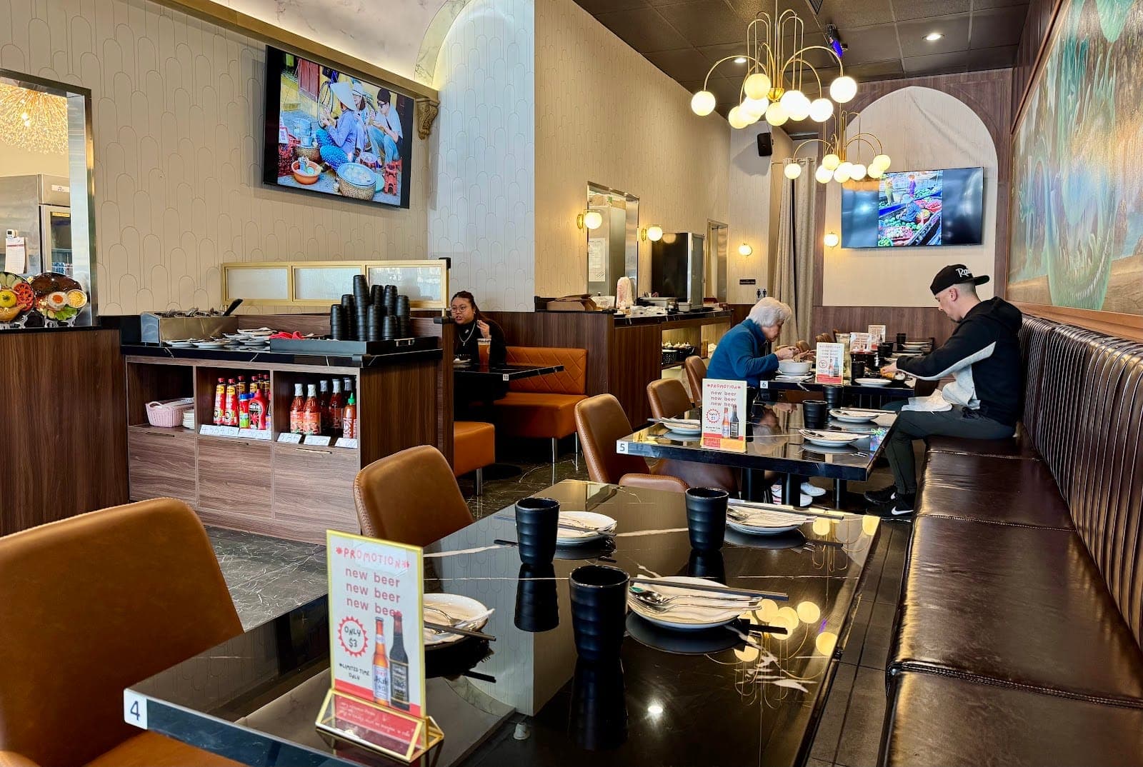 Long's Vietnamese Kitchen