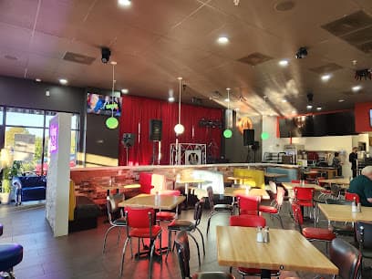 Morenas Latin Bar & Grill