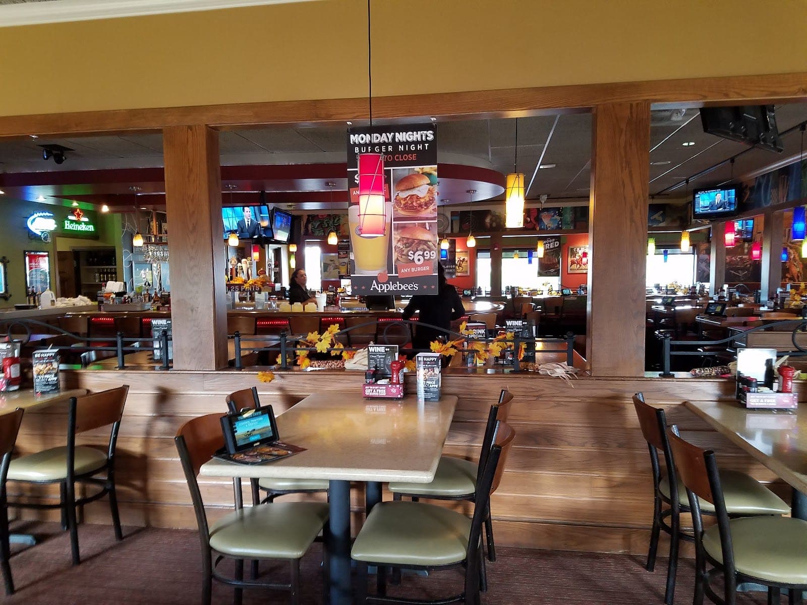 Applebee's Grill + Bar
