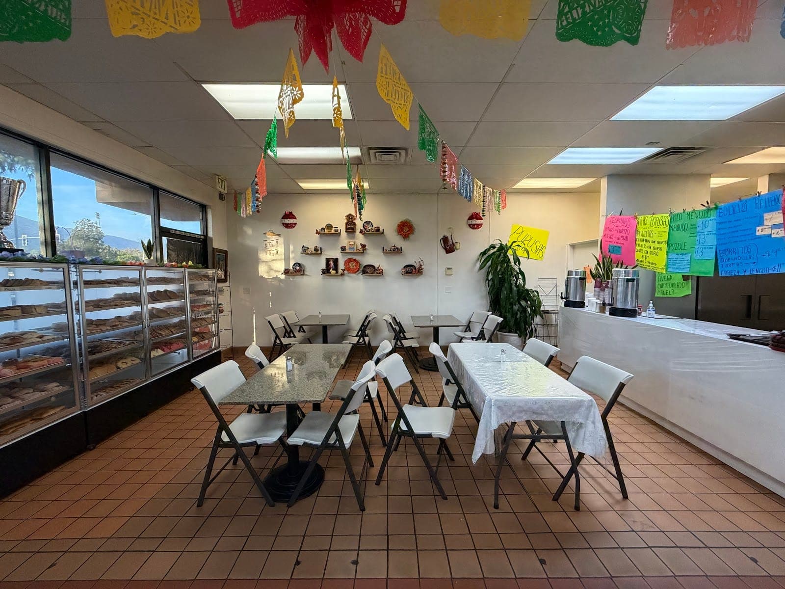 Almazan Bakery